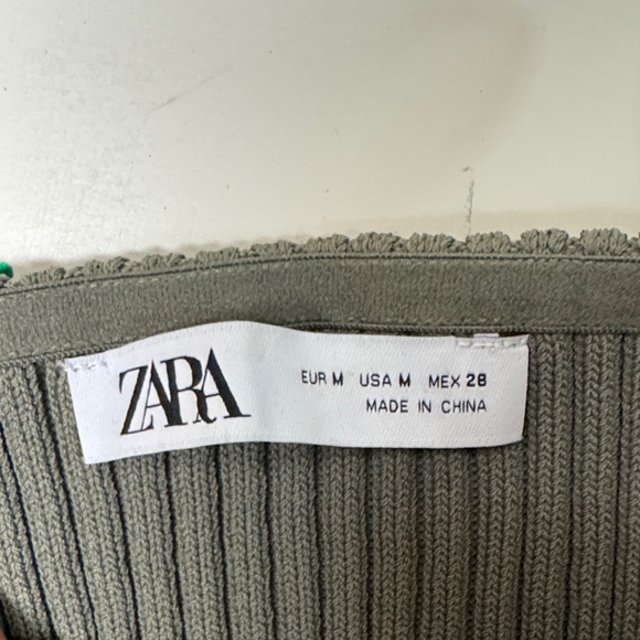 Zara Charcoal Ribbed tube Sweater size medium - Picture 2 of 4